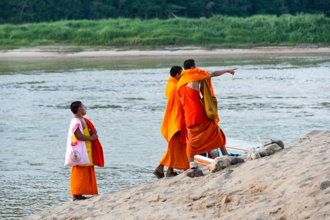 LAOS E SIEM REAP 2024 ETICO / SOSTENIBILE